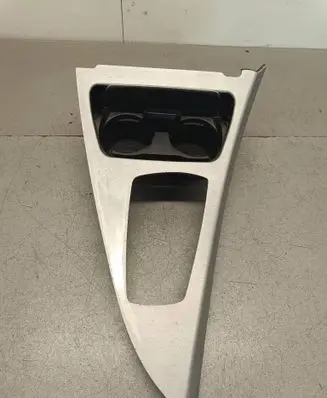 BMW 6 F12 F13 Cup holder front B0701277 507893 9197227