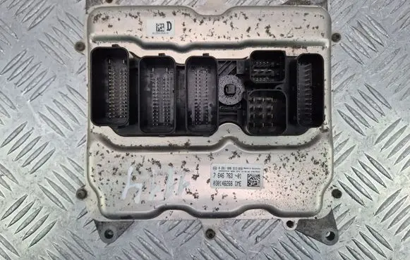 BMW X3 F25 Engine control unit/module 7646763