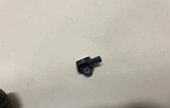 Volkswagen Polo V 6R Airbag deployment crash/impact sensor 6R0959351A