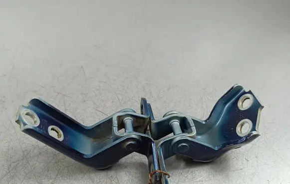 Front door hinge set