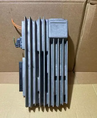 Audi A5 8T 8F Sound amplifier