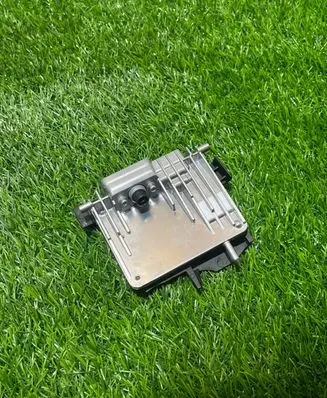 Windshield/windscreen camera