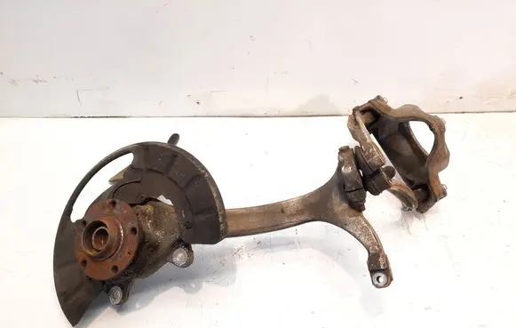 Volkswagen Phaeton Front wheel hub 4E0257