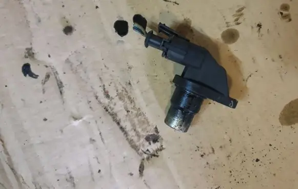 Volvo XC90 Camshaft position sensor 0232103033