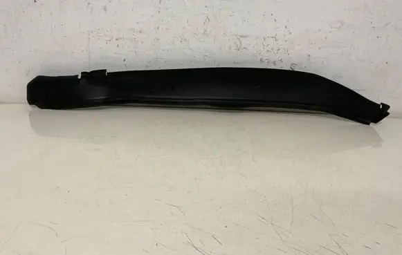 Volkswagen Tayron II Radiator support slam panel bracket 57N821111