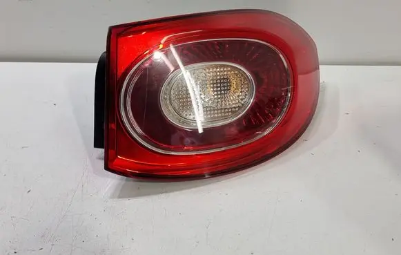 Volkswagen Tiguan Rear/tail lights 5N0945096H