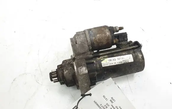 Volkswagen Golf V Starter motor 027911