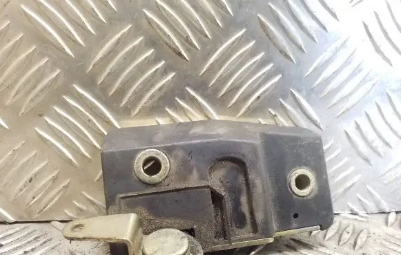 Volkswagen Transporter - Caravelle T4 Sliding door lock 701843604A