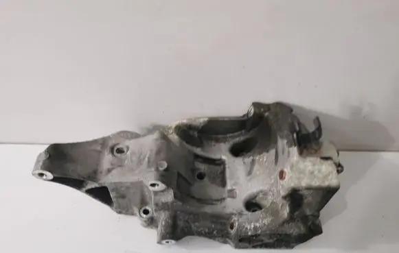 Generator/alternator bracket
