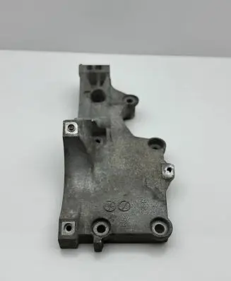 Volkswagen PASSAT B6 Generator/alternator bracket 038903143AF AIS19C030F