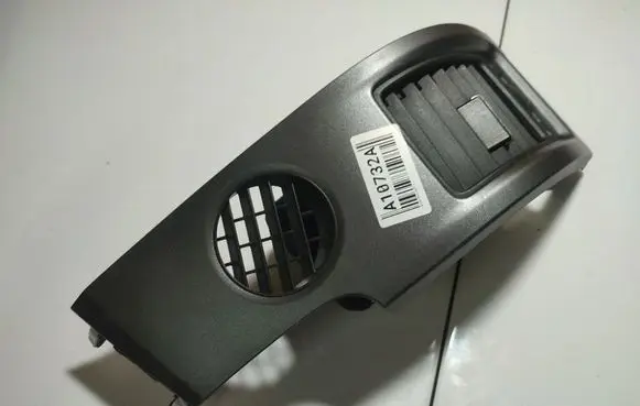 Honda CR-V Dash center air vent grill