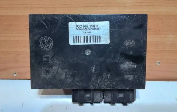 Volkswagen Golf IV Comfort/convenience module 1C0962258D 41098 5ZA00795500