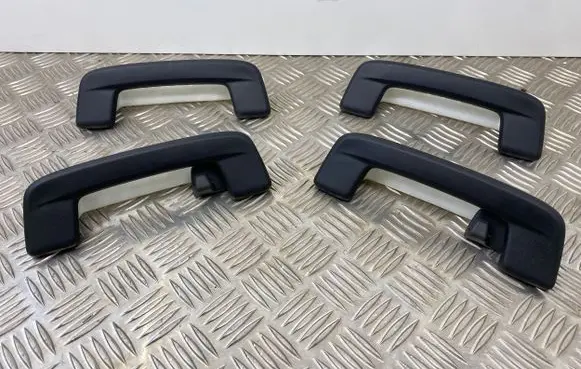 Cupra Born A set of handles for the ceiling 10A857643 10A857607