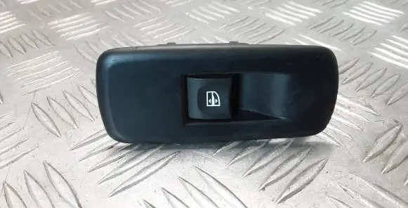 Renault Latitude (L70) Electric window control switch