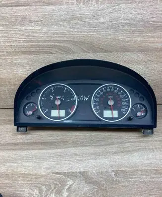 Ford Mondeo Mk III Speedometer (instrument cluster) 1S7F10849