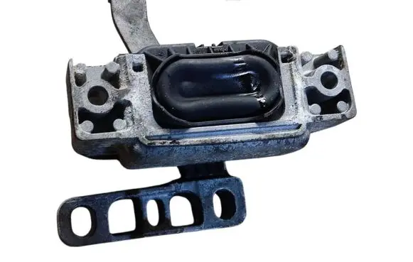 Skoda Octavia Mk3 (5E) Engine mount bracket 5Q0199262BJ
