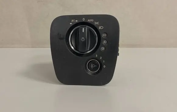 Mercedes-Benz CLS C219 Light switch A2195450604 04059230