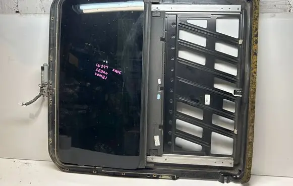 Mercedes-Benz E W211 Sunroof set 2117800640