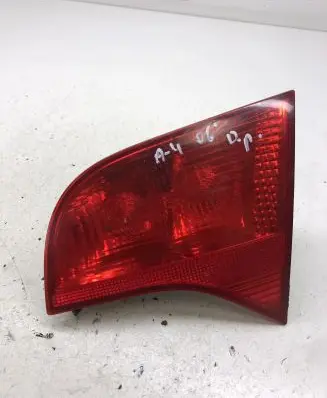 Audi A4 S4 B7 8E 8H Tailgate rear/tail lights 8E9945094 484502 749002