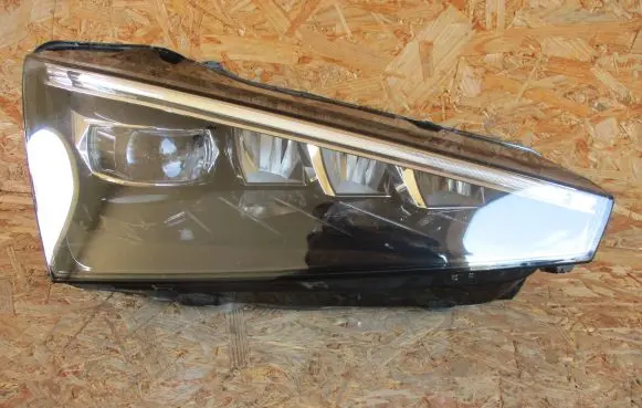 Skoda Scala Headlight/headlamp 657941016A