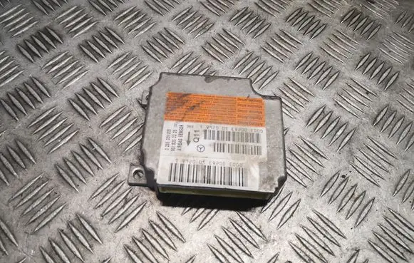 Mercedes-Benz S W220 Airbag control unit/module 0018202226 A0018202226
