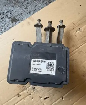 Chrysler 300 - 300C ABS Pump 00404577C200 25092843153 25051333643