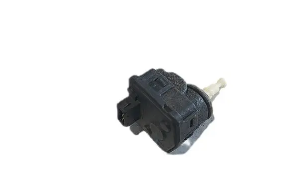 Volkswagen Golf III Headlight level adjustment motor 1H0941295C