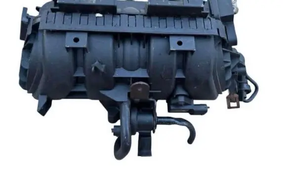 Opel Astra H Intake manifold 55559829