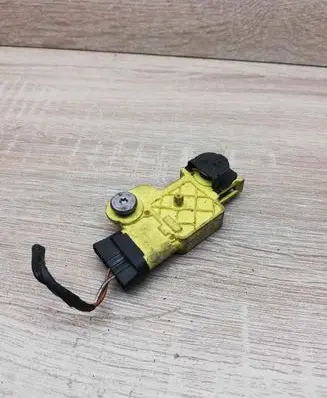 Opel Astra G Airbag deployment crash/impact sensor 24460761 SA001309774