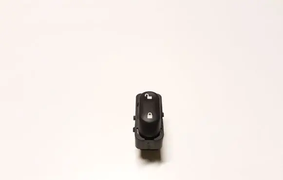 Ford Maverick Central locking switch button 3L8T14017AAJADS