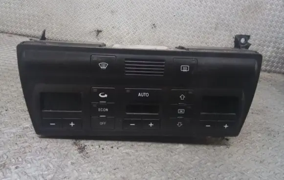 Audi A6 S6 C5 4B Climate control unit 4B0820043F