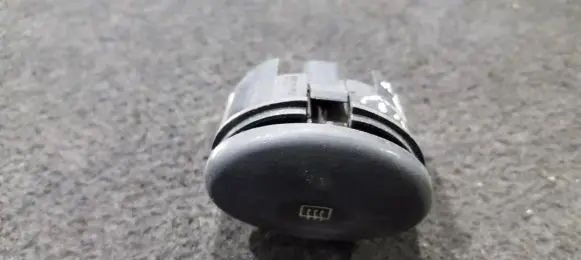 Ford Escort Windscreen/window heater switch 95AG18C621AA