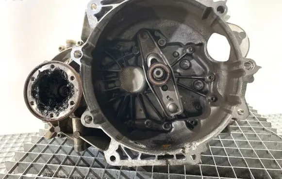 Volkswagen Golf VII Manual 5 speed gearbox SEL