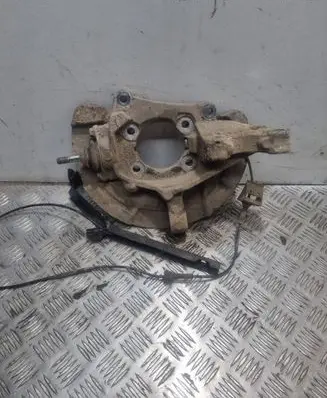 Volvo XC70 Front wheel hub 9461944