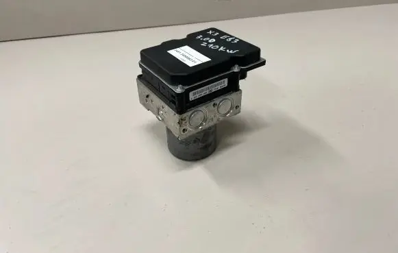 BMW X3 E83 ABS Pump 3450562