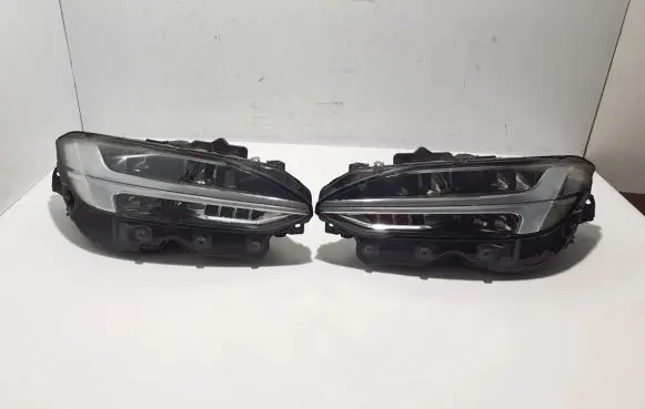Volvo S90, V90 Headlight/headlamp