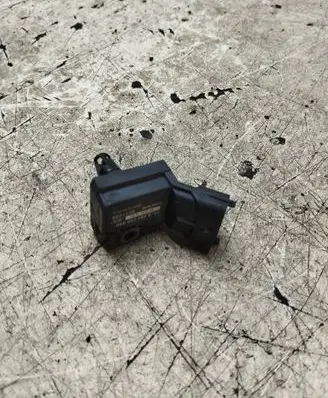 Volvo XC90 Air pressure sensor 0261230090 8677288 0312011CD7