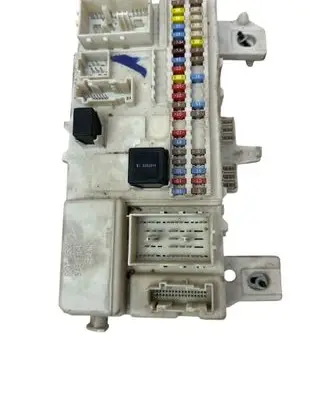 Volvo C30 Fuse module 30765015 05107524 519096606