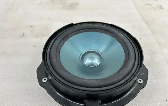 Mercedes-Benz E C207 W207 Front door speaker A2078200502 2514619