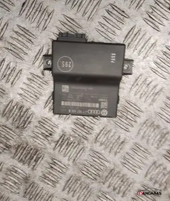 Audi A6 S6 C6 4F Gateway control module 4f0907468m