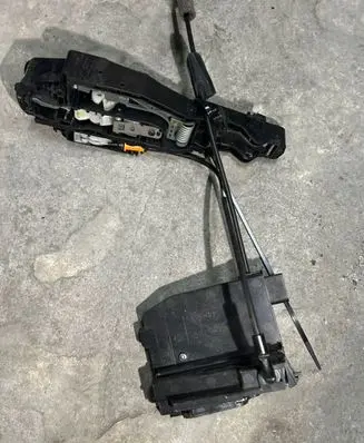 Citroen C4 I Picasso Rear door lock 9805635980