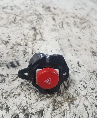 Seat Altea XL Hazard light switch