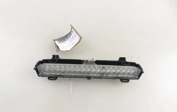 Volkswagen Jetta VI Third/center stoplight 6RU945087B