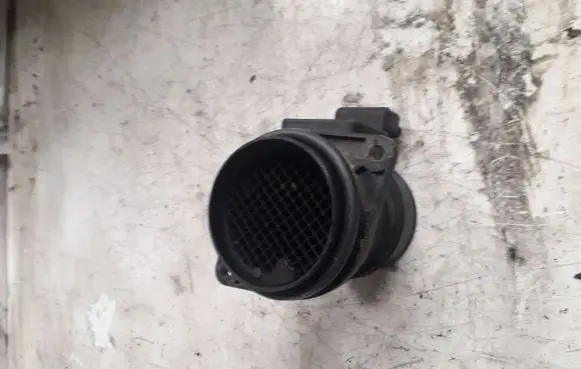 Mitsubishi Space Star Mass air flow meter 7700114778