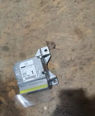 Mazda 6 Airbag control unit/module GMC857K30