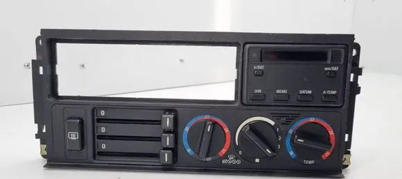 BMW 5 E34 Climate control unit 1391378 13842959 1384295