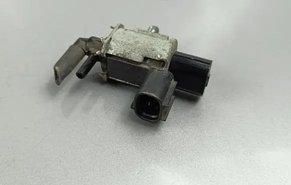 Mitsubishi Eclipse Cross Other engine bay part