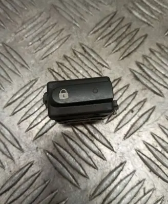 Renault Clio II Central locking switch button 2648801 060035A