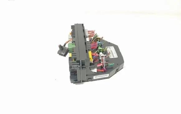 Mercedes-Benz C W204 Fuse module A2129005712