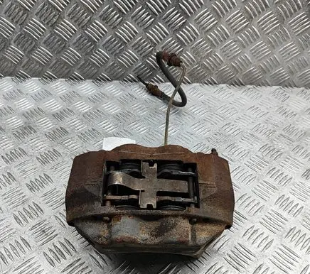 Toyota Land Cruiser (HDJ90) Front brake caliper 4775035120